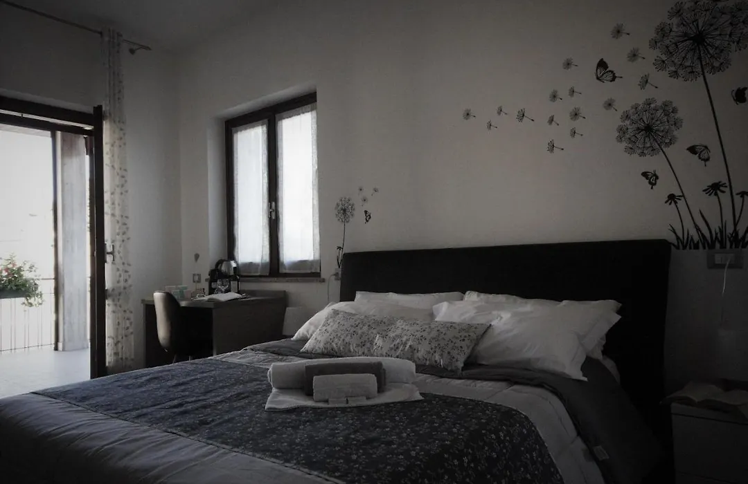 Valpohome&Rooms-1